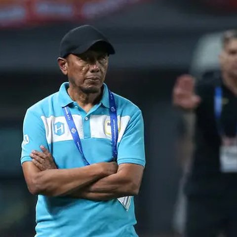 Sosok Pelatih Lokal Calon Kuat Pendamping Kluivert Racik Timnas Indonesia