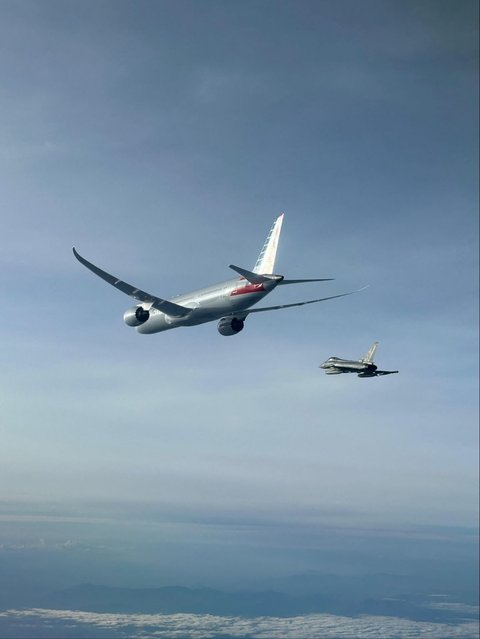 Setibanya di Roma, otoritas setempat langsung melakukan investigasi keamanan secara komprehensif. Penumpang yang memenuhi syarat untuk memasuki wilayah Eropa ditempatkan di hotel, sementara lainnya menunggu di ruang tunggu bandara.