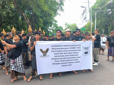 demo driver di bali