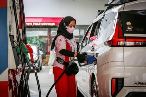 PT Pertamina Patra Niaga menegaskan bahwa BBM jenis Pertamax tidak dioplos dan kualitasnya sesuai spesifikasi pemerintah, yaitu RON 92, serta proses distribusi diawasi ketat.
