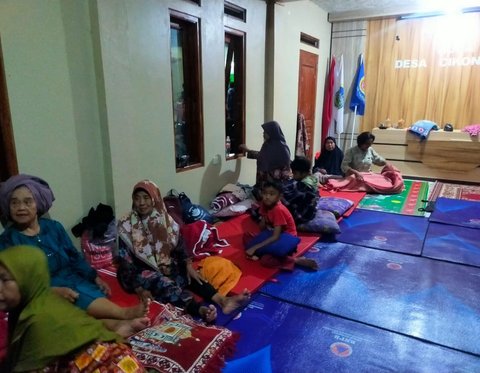 Kemensos Kirim Bantuan untuk Korban Bencana Pergeseran Tanah di Tasikmalaya