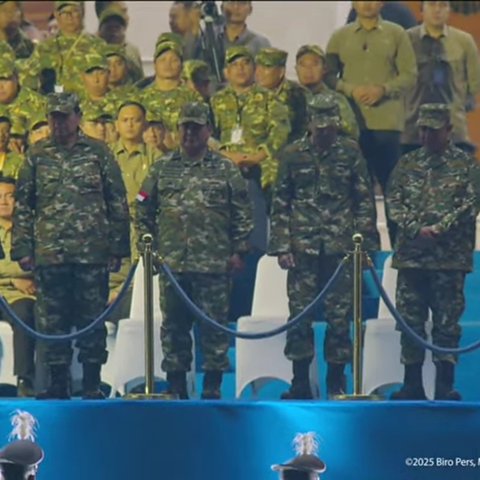 Momen Akrab Prabowo, SBY dan Jokowi di Parade Senja Retret Kepala Daerah