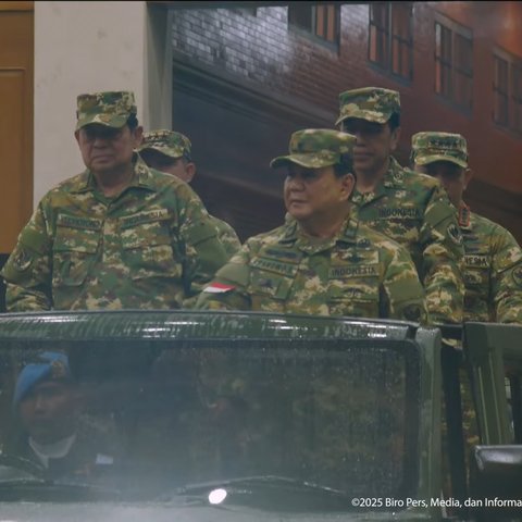 Momen Akrab Prabowo, SBY dan Jokowi di Parade Senja Retret Kepala Daerah
