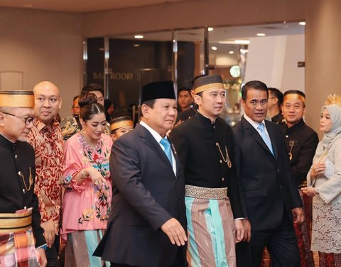 Pernikahan Elite Keluarga di RI Dihadiri Prabowo-Jokowi, SBY &amp; Jusuf Kalla Kini Bersaudara