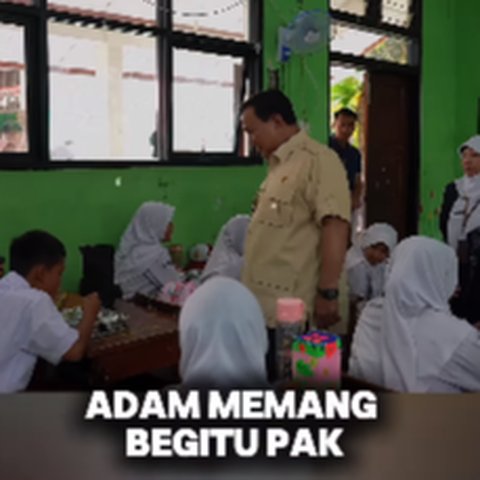 Prabowo Batal Keluar Kelas Lihat Seorang Siswa