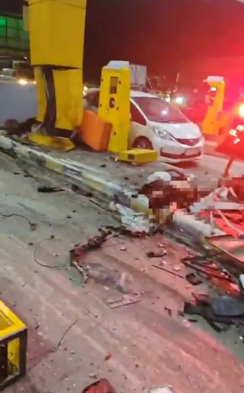 Kecelakaan Tol Ciawi Truk Galon Rem Blong (Sumber: X/Twitter/heraloebss)