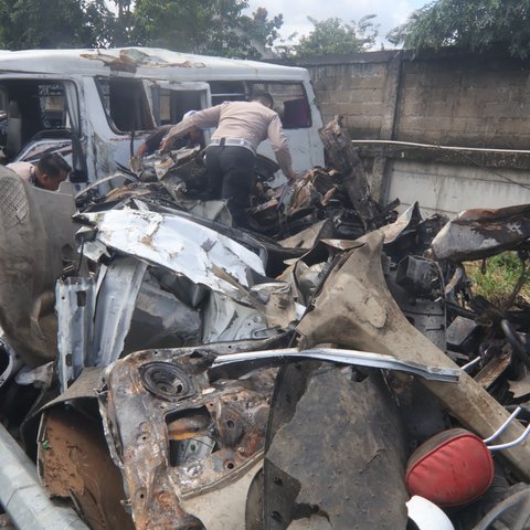 kecelakaan maut di gerbang tol ciawi