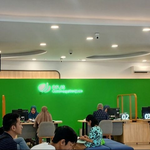 BPJS Ketenagakerjaan Jambi memasang target ambisius melindungi 674.631 tenaga kerja di tahun 2025, dengan upaya peningkatan kerjasama pemerintah daerah dan optimasi jangkauan perusahaan.