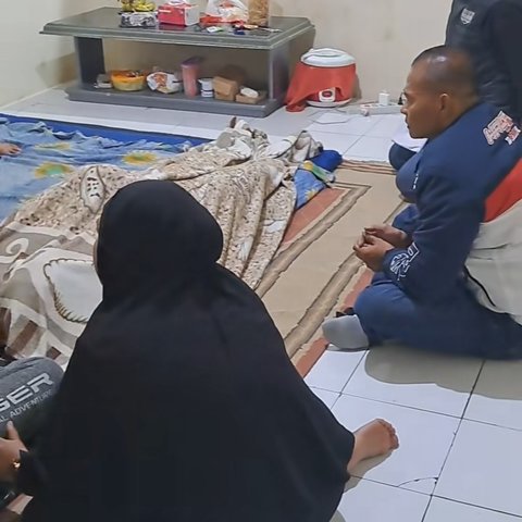 Kondisi Terkini Rumah Duka Kang Gobang Preman Pensiun, Rekan Artis Turut Hadir