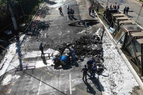 Lokasi jatuhnya pesawat kecil dan menabrak kendaraan  di Sao Paulo, Brasil,  Jumat (07/02/2025) waktu setempat.