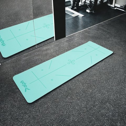 matras yoga Alph