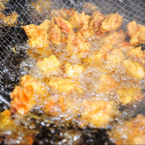 Tips dan Cara Membuat Gorengan Tidak Menyerap Banyak Minyak, Bikin Makanan Lebih Sehat dan Kolesterol Terjaga