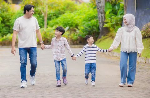 Menjalani kehidupan yang dimiliki./Copyright Fimela - Guntur Merdekawan