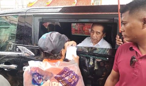 jokowi ngabuburit di solo
