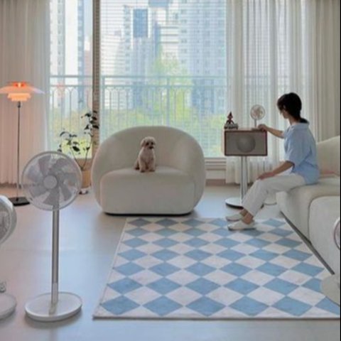 Beberapa desain ruang tamu ala Korea ini memang menarik dan estetik, cocok untuk jadi inspirasi ruang tamu pribadimu. Yuk, simak!