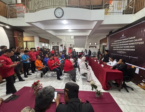 Kandidat pasangan calon Aulia Rahman Basri-Rendi Solihin telah resmi mendaftar ke Komisi Pemilihan Umum (KPU) Kutai Kartanegara, Kalimantan Timur