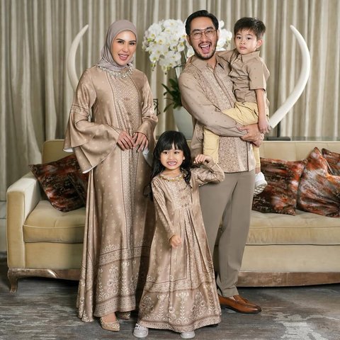 5 Potret Keharmonisan Keluarga Syahnaz Sadiqah dan Jeje Govinda yang Jauh dari Gosip Miring