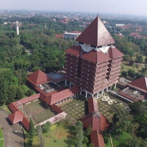 Universitas Indonesia (UI) menegaskan telah memberikan sanksi tegas kepada pihak-pihak yang melanggar etik dan akademik, termasuk dalam kasus disertasi Bahlil Lahadalia, dengan melibatkan empat organ utama UI dalam pengambilan keputusan.