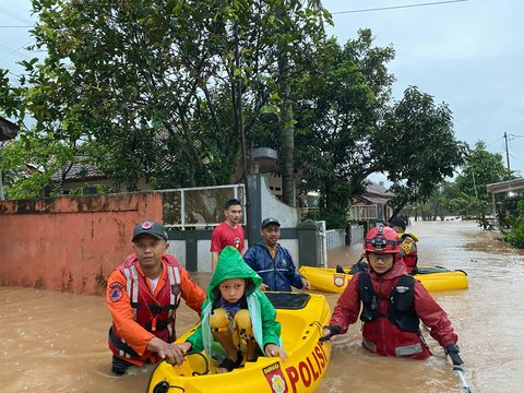 Banjir Kepung Sumedang dan Bandung, Ribuan Warga Terdampak