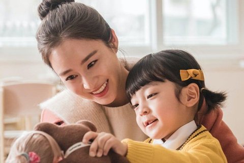 Cara Sederhana Melatih Anak Berani Menghadapi Orang Lain, Salah Satunya Bangun Rasa Percaya Diri
