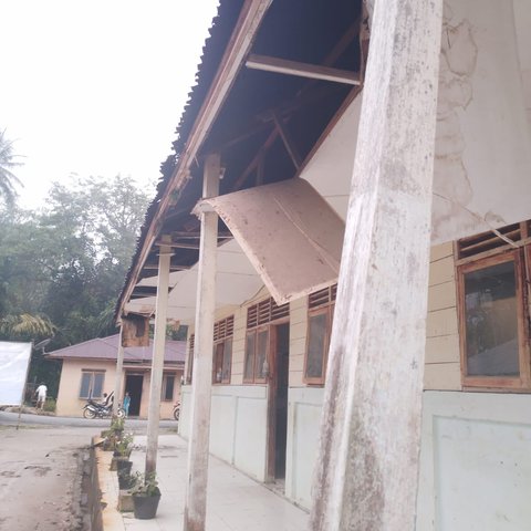 sekolah rusak akibat gempa di Taput