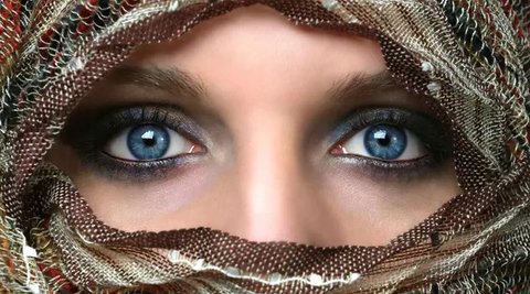 Ilustrasi Islami, muslimah, hijab. (Photo by Gary Yost on Unsplash)