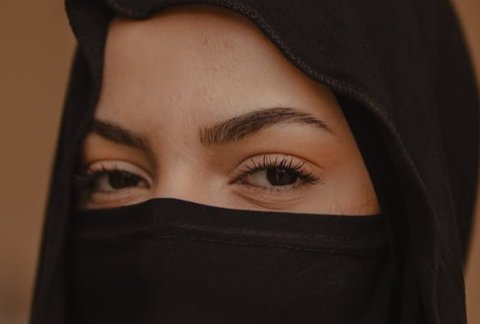 Ilustrasi Wanita Berpengaruh dalam Islam