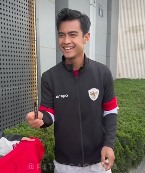 Fitri Carlina Nyanyi Pemain Timnas Pratama Arhan Tersipu, Lirik Dahsyat 'Lemparan Bikin Lawan Deg-degan'