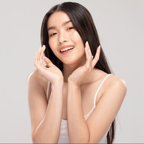 <p>Ilustrasi perempuan dengan kulit sehat. (c) 220Selfmadestudio/Depositphotos.com</p>
