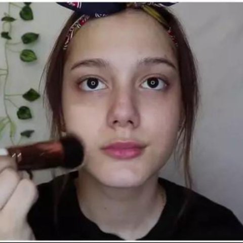 Makeup Natural ala Yasmine Ow
