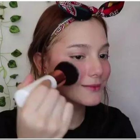 Makeup Natural ala Yasmine Ow