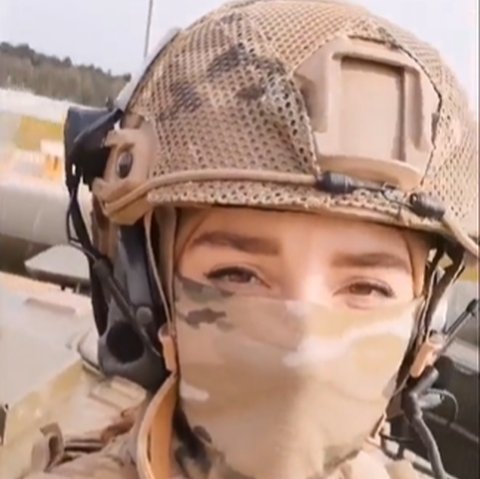 Penampakan Tentara Wanita Rusia, di Medan Perang atau Tidak Tetap Cantik Mempesona