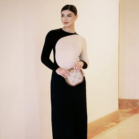 Fashionable dan Cocok untuk Pesta, Intip Outfit Hitam ala Jihane Almira yang Curi Perhatian