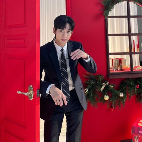 Kim Soo Hyun Terancam Gugatan Hukum dari Disney+ Terkait Drama 'KNOCK-OFF' yang Tertunda
