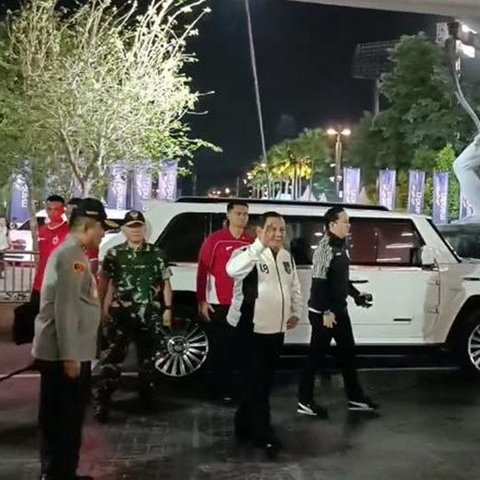 Prabowo Tiba di GBK, Saksikan Laga Indonesia Vs Bahrain