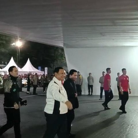 Prabowo Tiba di GBK, Saksikan Laga Indonesia Vs Bahrain