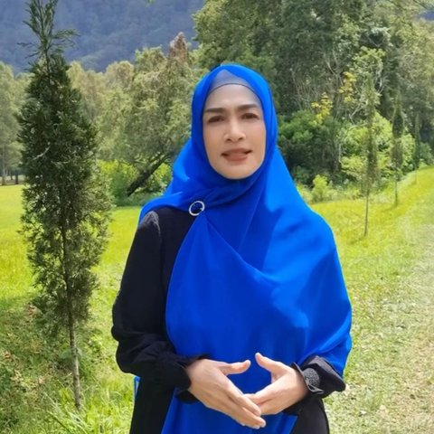 Makin Langsing dan Cantik, Intip Potret Terbaru Dewi Hughes