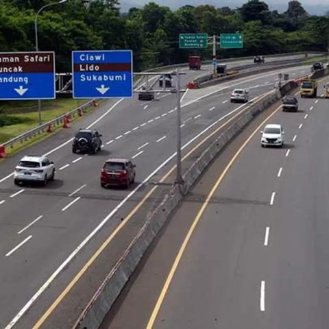 Tol Jagorawi menuju jalur Puncak, Bogor.