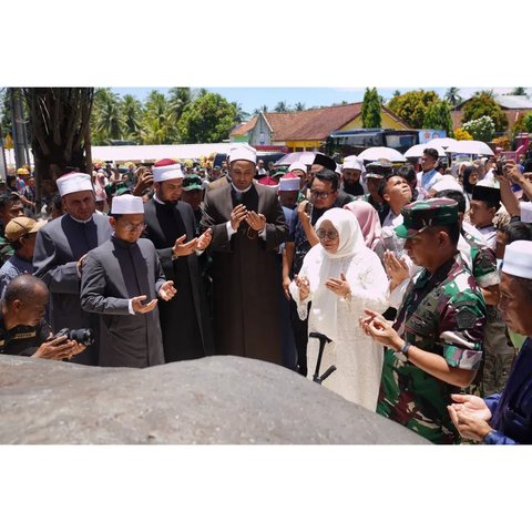 Bangunan Unik Masjid Panglima TNI