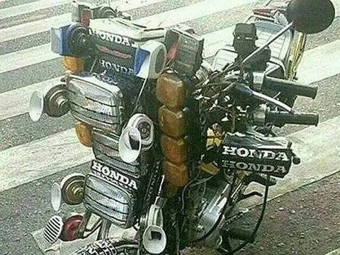 Lampu yang tidak diperlukan dan tidak memiliki kegunaan.