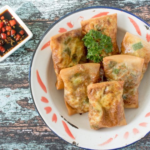 ilustrasi martabak mini/copyright by Aris Setya (Shutterstock)