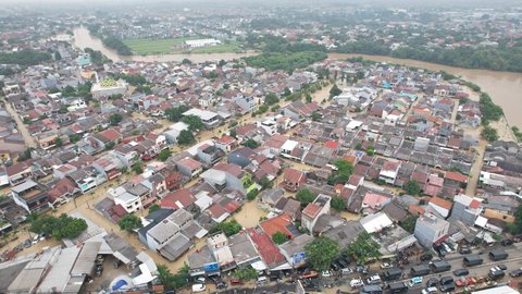 Pantauan udara memperlihatkan kondisi banjir di kawasan Jatiasih, Kota Bekasi, Jawa Barat, Selasa (4/3/2025).