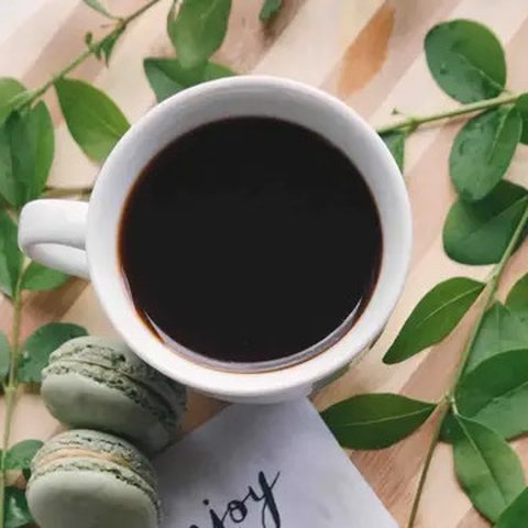 ilustrasi secangkir kopi/Photo by Brigitte Tohm on Unsplash