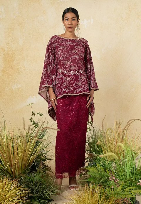 Baju Lebaran Brokat Warna Burgundy
