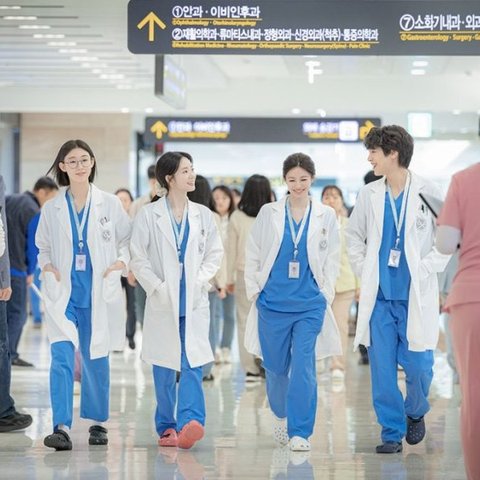 Sinopsis Drama Korea &lsquo;RESIDENT PLAYBOOK', Spin-off dari &lsquo;HOSPITAL PLAYLIST' (credit: mydramalist)