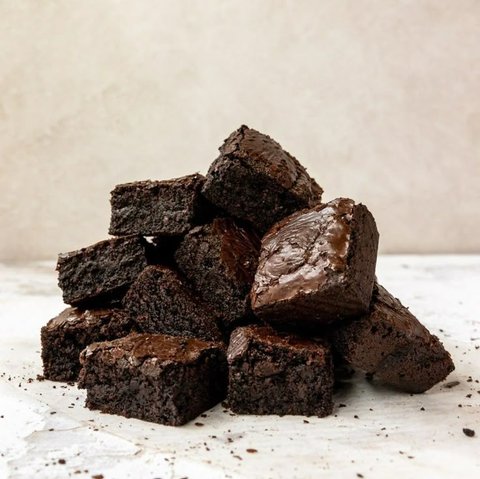 Ilustrasi Brownies Kukus Kurma (&copy;Pinterest)