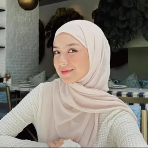 Inspirasi hijab Nashwa Zahira