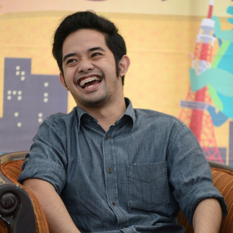 Dari Panggung Stand-Up ke Kursi Sutradara Film Jumbo