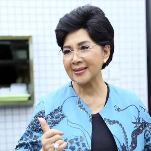 Kisah Inspiratif Titiek Puspa, dari Guru TK hingga Legenda Musik Indonesia