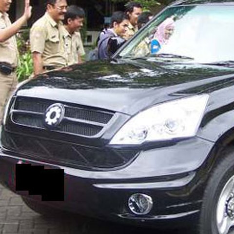 Urusan Swasta, Kita Hanya Mendorong
